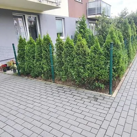 Rodzinny Z Ogrodkiem